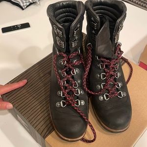 Sorel conquest wedge 8.5 - black/ dark gray